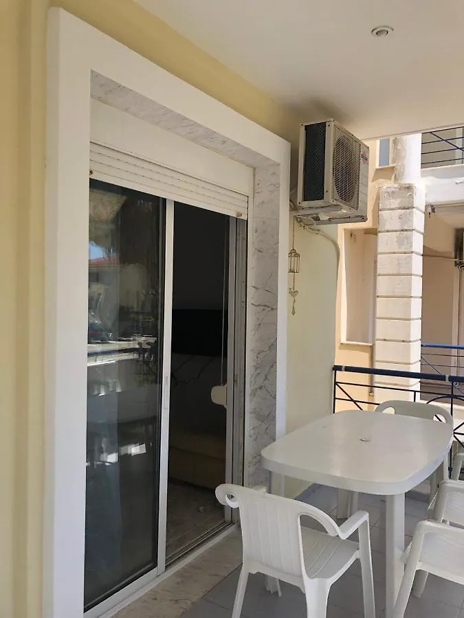 Katerina'S Apartments Skala Fourkas